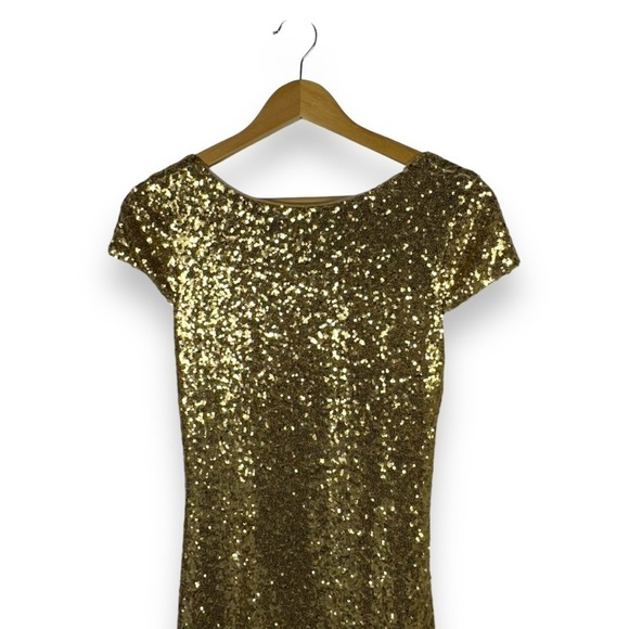 Revelry Chloe Sequin Scoop Neck Cap Sleeve Low Back Dress Gown, Gold, Size 4 NWT - Picture 3 of 16